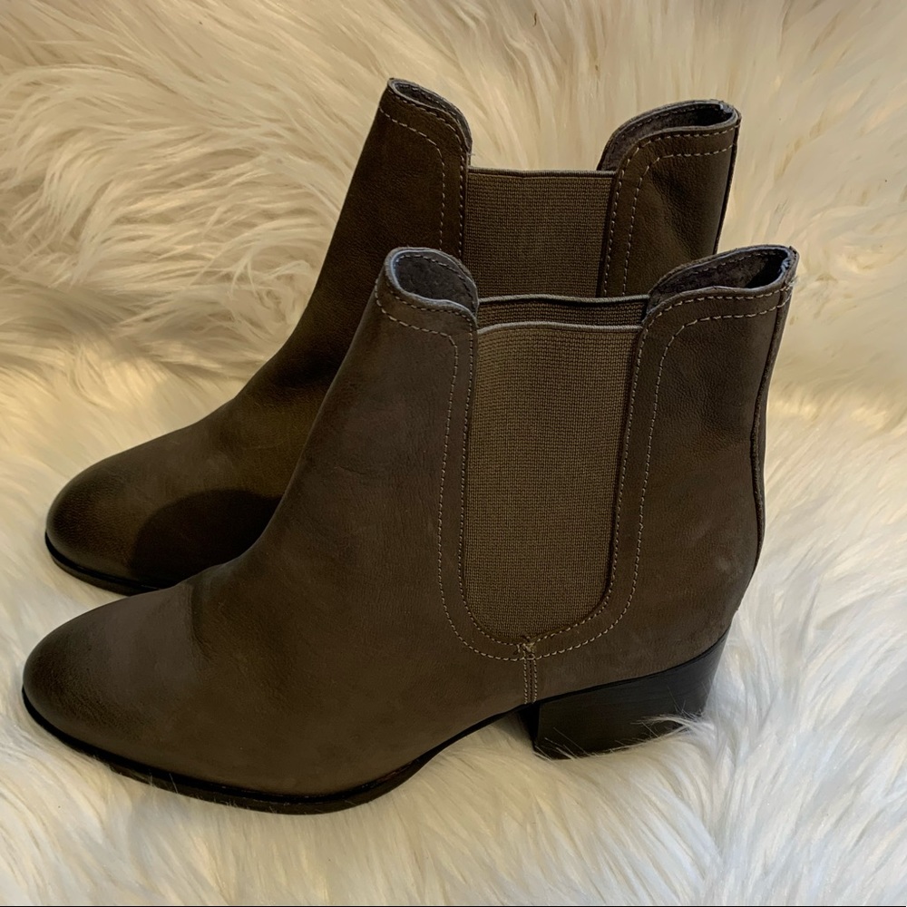Seychelles In a Trance Bootie - Picture 6 of 9